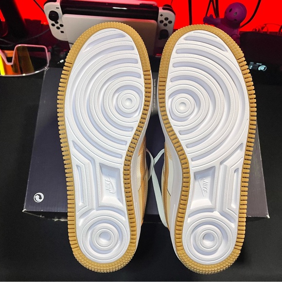 WMNS Air Force 1 'Sail Flex Sesame' - Womens size 8.5 - Picture 5 of 5